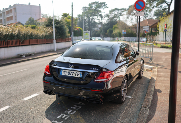 Mercedes-AMG E 63 S W213