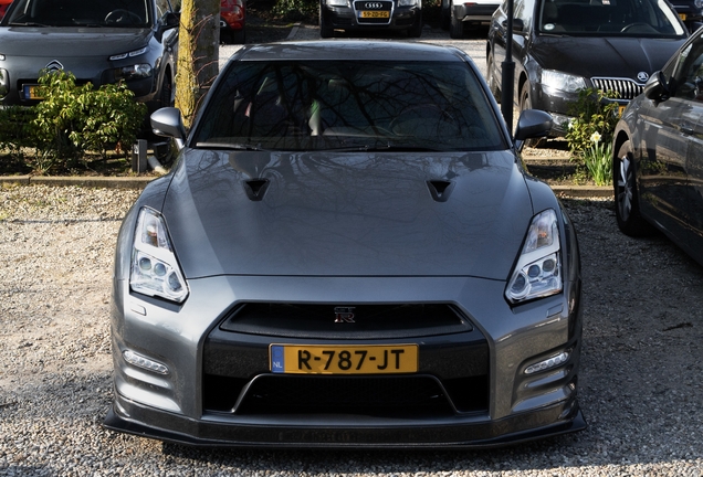 Nissan GT-R 2014