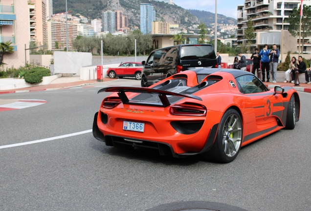 Porsche 918 Spyder Weissach Package