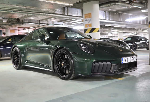 Porsche 992 Carrera 4 GTS MkII