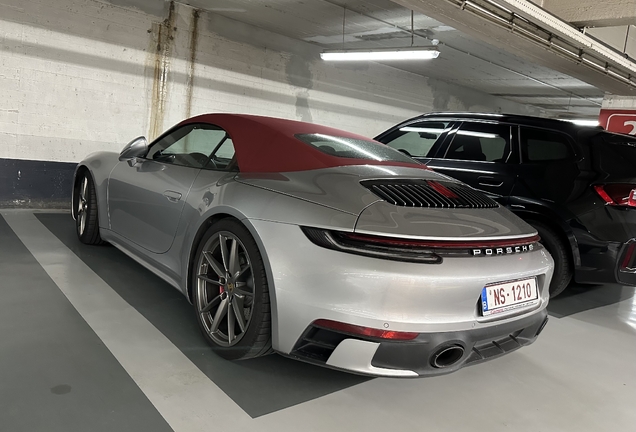 Porsche 992 Carrera 4S Cabriolet MkI