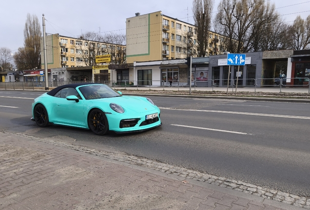 Porsche 992 Carrera 4S Cabriolet MkI