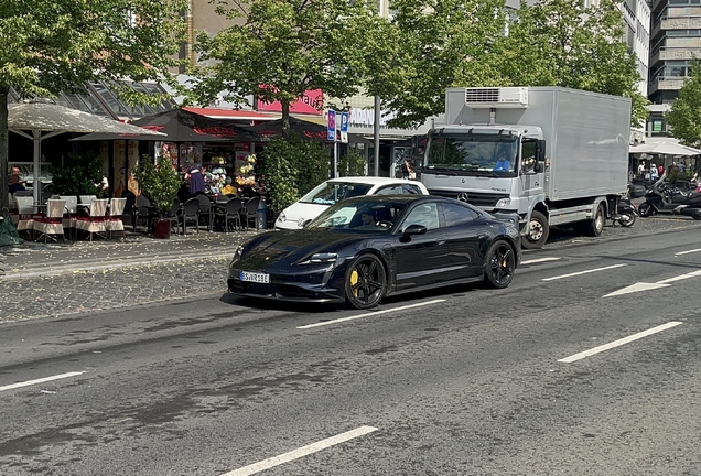 Porsche Taycan Turbo S MkI