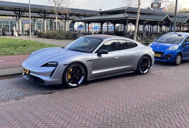 Porsche Taycan Turbo S MkI