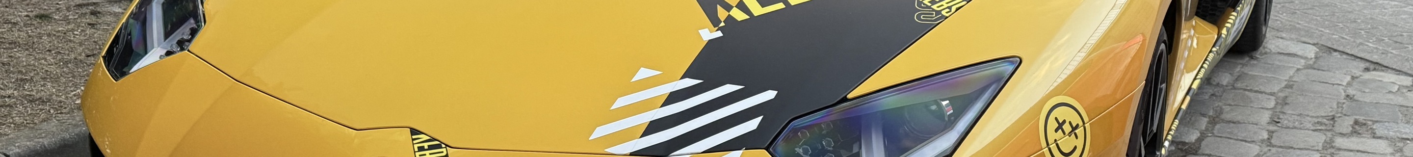 Lamborghini Aventador LP700-4 Roadster