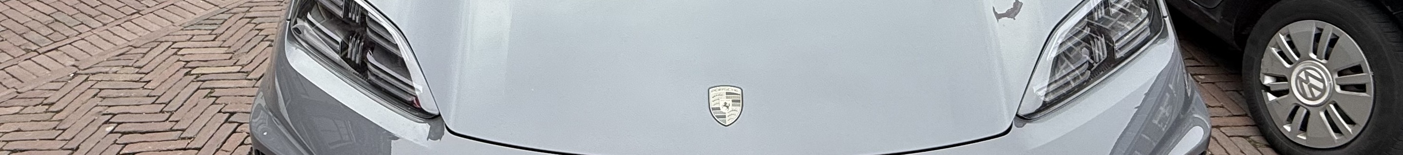 Porsche Macan EV Turbo