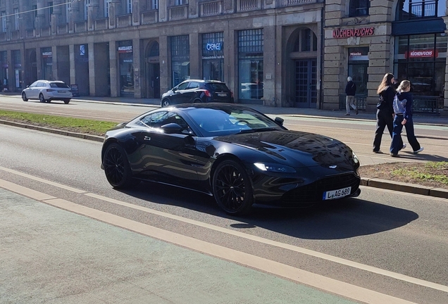 Aston Martin V8 Vantage 2018