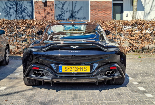 Aston Martin V8 Vantage 2018