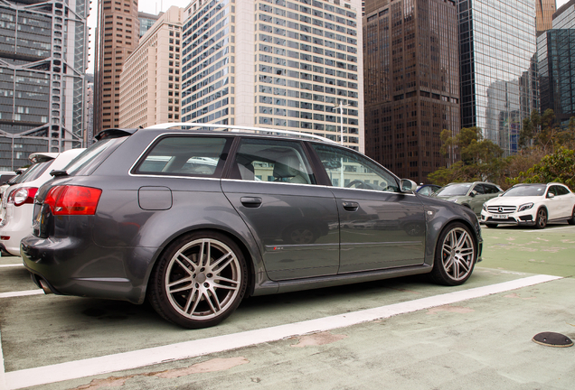 Audi RS4 Avant B7