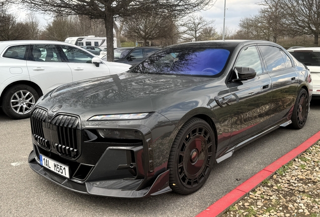 BMW M760e xDrive Mansory