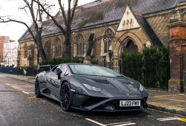 Lamborghini Huracán LP640-2 STO
