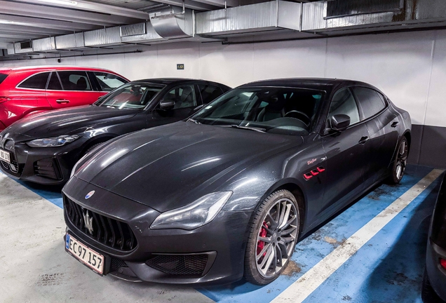 Maserati Quattroporte Trofeo