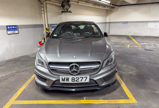Mercedes-Benz CLA 45 AMG C117