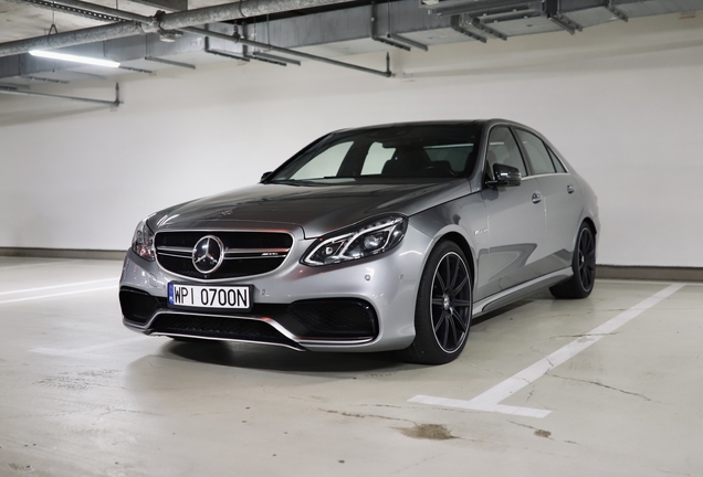 Mercedes-Benz E 63 AMG S W212