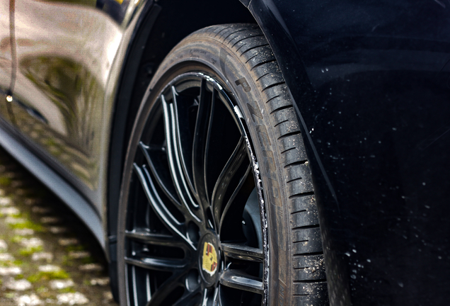 Porsche 971 Panamera Turbo S E-Hybrid MkI