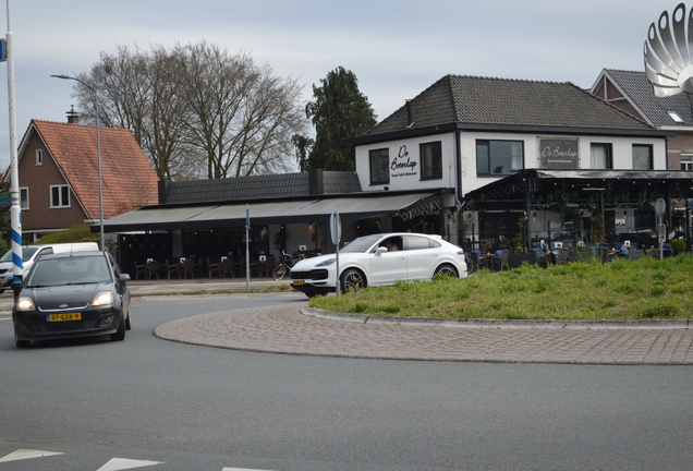 Porsche Cayenne Coupé Turbo S E-Hybrid