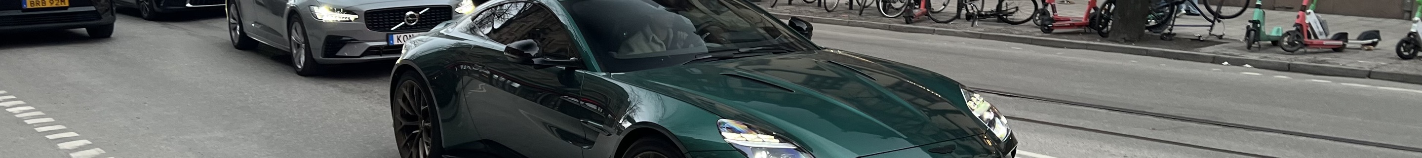 Aston Martin Vantage 2024