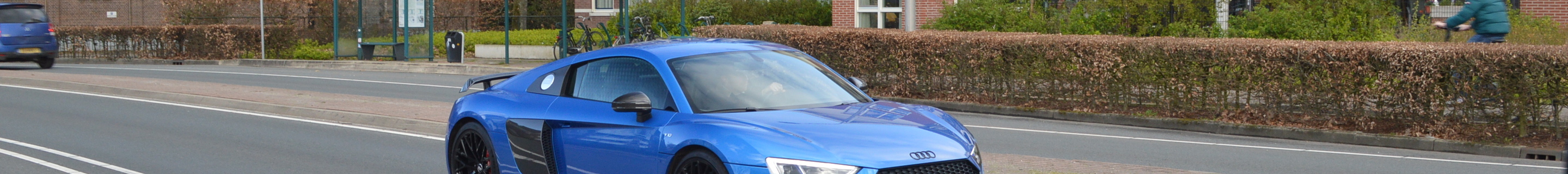 Audi R8 V10 Plus 2015