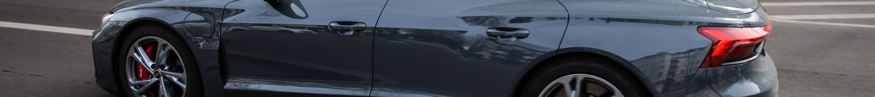 Audi RS E-Tron GT 2025