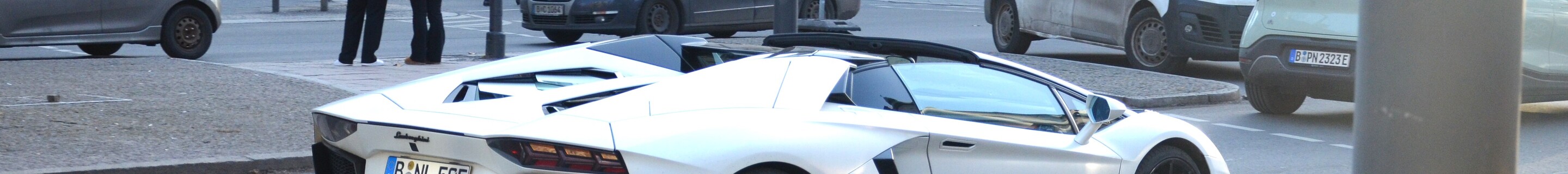 Lamborghini Aventador LP700-4 Roadster