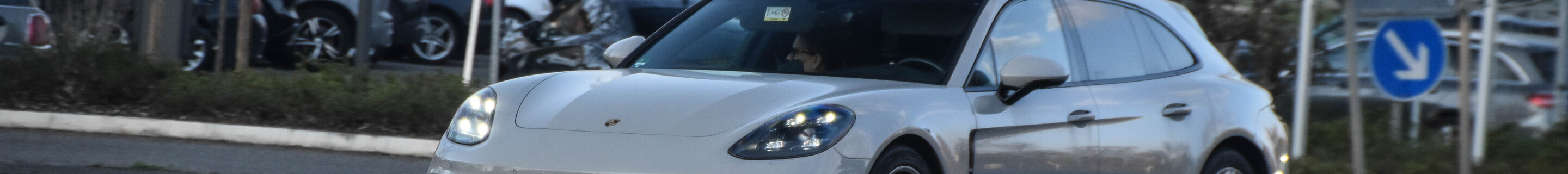 Porsche 971 Panamera GTS Sport Turismo MkI