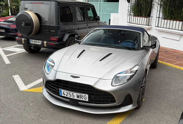 Aston Martin DB12 Volante