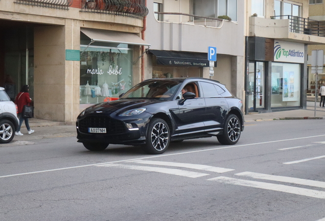 Aston Martin DBX707
