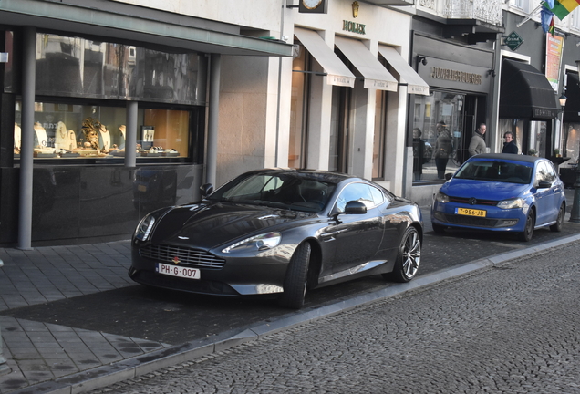 Aston Martin Virage 2011