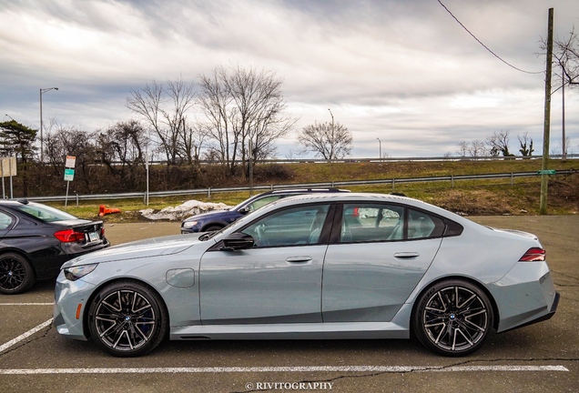 BMW M5 G90