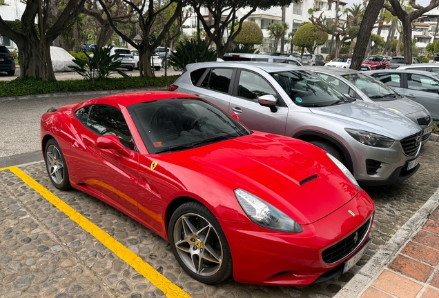 Ferrari California