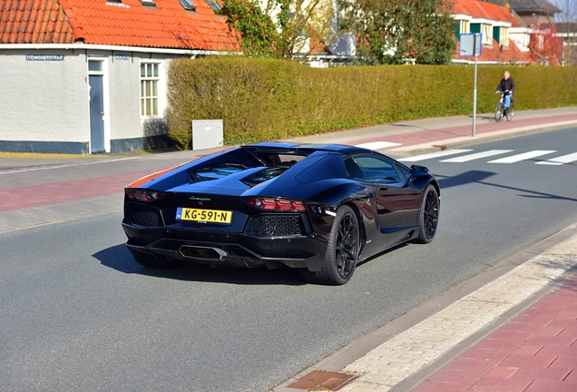 Lamborghini Aventador LP700-4 Roadster