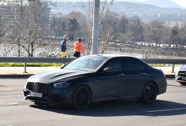 Mercedes-AMG E 63 S W213 2021