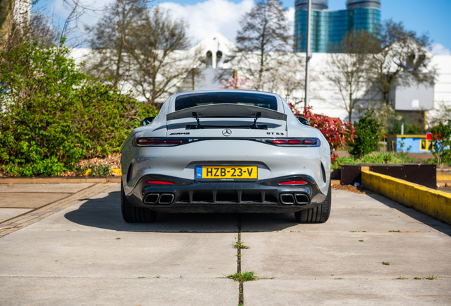 Mercedes-AMG GT 63 C192