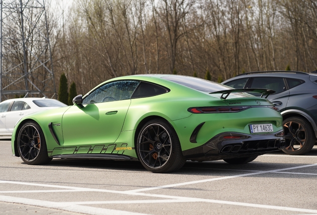 Mercedes-AMG GT 63 C192