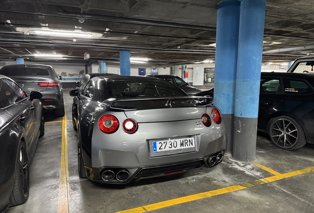 Nissan GT-R 2012