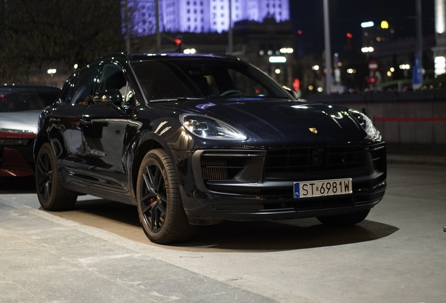 Porsche 95B Macan GTS MkIII
