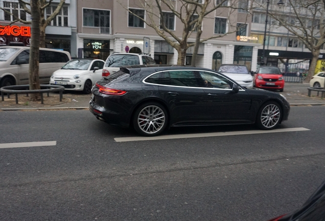 Porsche 971 Panamera Turbo Sport Turismo