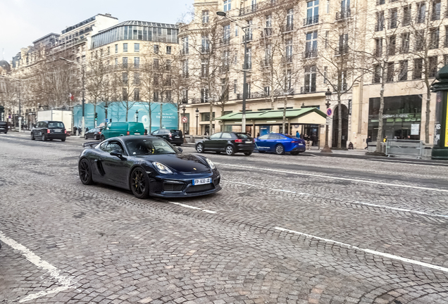 Porsche 981 Cayman GT4