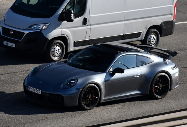 Porsche 992 Carrera 4 GTS MkII