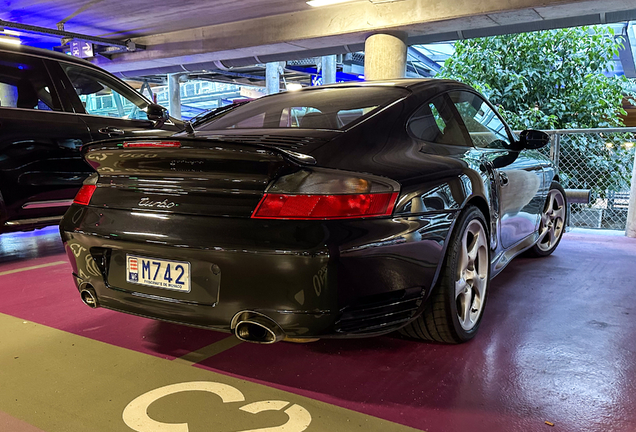 Porsche 996 Turbo