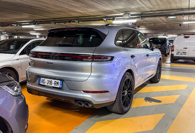 Porsche 9YA Cayenne Turbo E-Hybrid