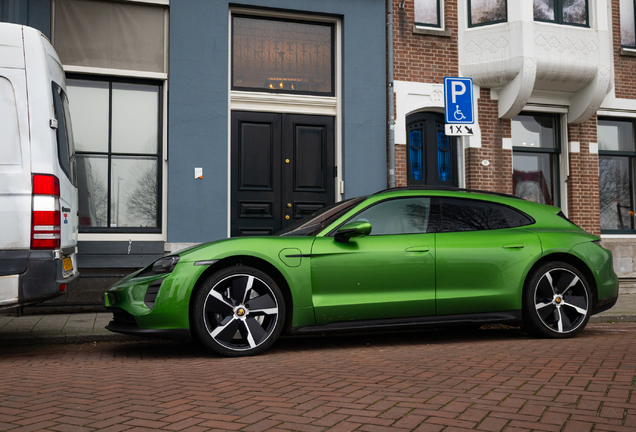 Porsche Taycan GTS Sport Turismo MkI