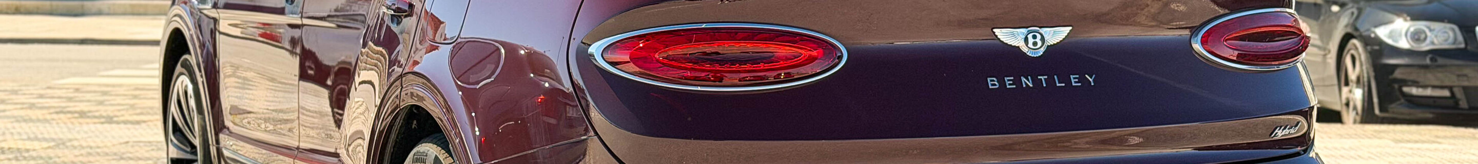 Bentley Bentayga Hybrid Azure 2024