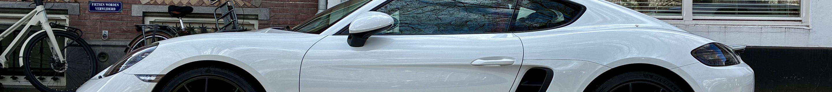 Porsche 718 Cayman GTS