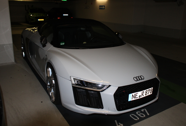 Audi R8 V10 Spyder 2016