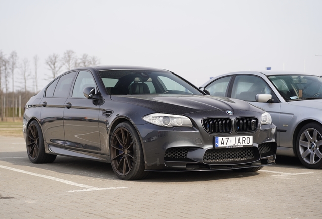 BMW M5 F10 2011
