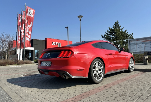 Ford Mustang GT 50th Anniversary Edition