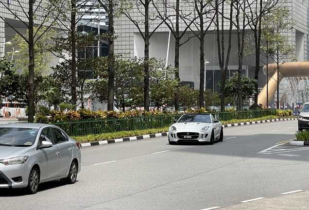 Jaguar F-TYPE S Coupé