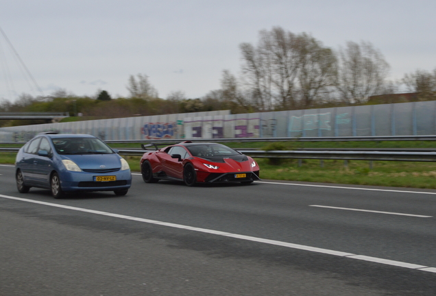 Lamborghini Huracán LP640-2 STO