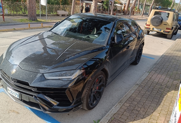 Lamborghini Urus Performante